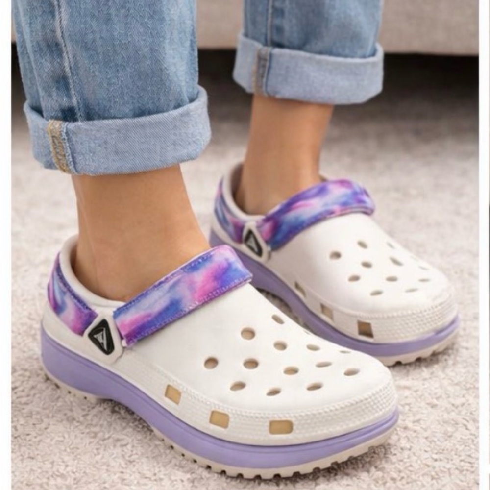 Crocs Classic Hiker Dream Clogs